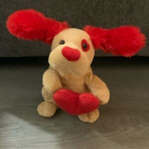 Dan Dee Valentine’s Dog - Plays “Sugar Pie Honey Bunch”